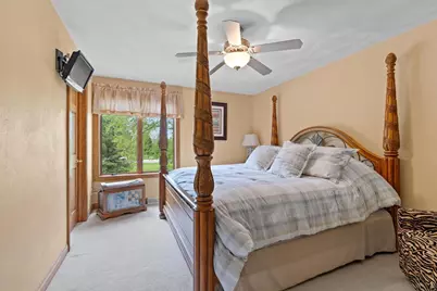 W8678 Hillview Road, Hortonville, WI 54944 - Photo 31