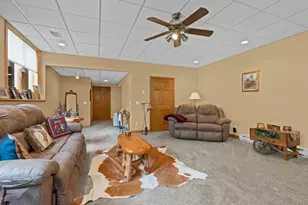 W8678 Hillview Rd, Hortonville, WI 54944 - Photo 35