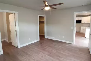 312 E Beacon Ave, New London, WI 54961 - Photo 9