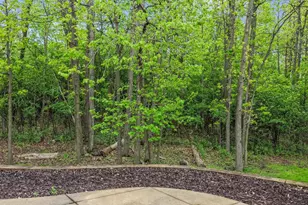 1568 Kingswood Dr, Neenah, WI 54956 - Photo 53