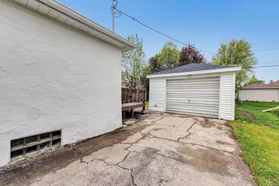 1875 Smith Street, Green Bay, WI 54302 - Photo 27