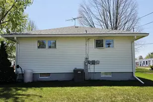 707 E 5th St, Shawano, WI 54166 - Photo 35
