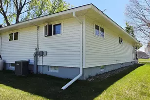 707 E 5th St, Shawano, WI 54166 - Photo 37