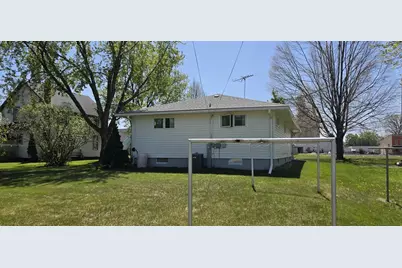 707 E 5th Street, Shawano, WI 54166 - Photo 35