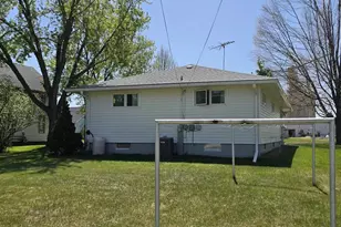 707 E 5th St, Shawano, WI 54166 - Photo 35