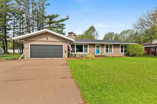 111 Lange Ct, Shawano, WI 54166 - Photo 3