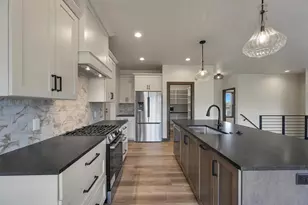 2871 Stelor Dr, Green Bay, WI 54311 - Photo 15