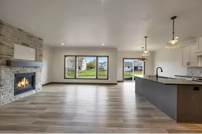 2871 Stelor Drive, Green Bay, WI 54311 - Photo 5