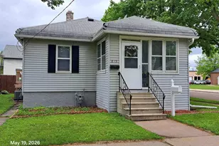 819 Harrison St, Green Bay, WI 54303 - Photo 1