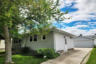 386 18th St, Fond du Lac, WI 54935 - Photo 13