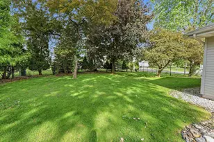 1115 Sawtell Ct, Oshkosh, WI 54902 - Photo 25