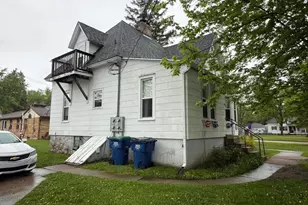 84 Pearl St, Clintonville, WI 54929 - Photo 25