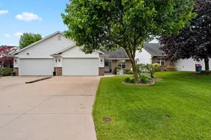 5529 W Brookview Dr, Appleton, WI 54913 - Photo 39