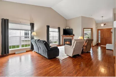 5529 W Brookview Drive, Appleton, WI 54913 - Photo 5