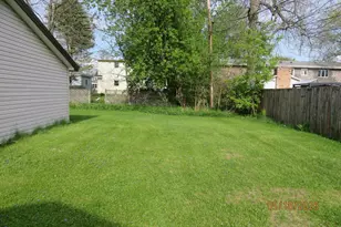 312 W 3rd St, Shawano, WI 54166 - Photo 9