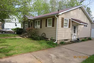 312 W 3rd St, Shawano, WI 54166 - Photo 5