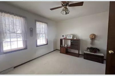 2704 Brookview Drive, Green Bay, WI 54313 - Photo 33