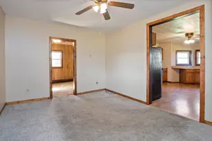 210 S Oak St, Crivitz, WI 54114 - Photo 15