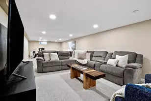 910 Park St, Wrightstown, WI 54180 - Photo 29