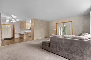 2220 W 20th Ave, Oshkosh, WI 54904 - Photo 19