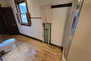 211 E Center St, Shawano, WI 54166 - Photo 21