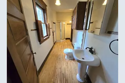 211 E Center Street, Shawano, WI 54166 - Photo 19