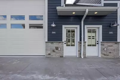 844 S 18th Avenue #9, Sturgeon Bay, WI 54235 - Photo 5