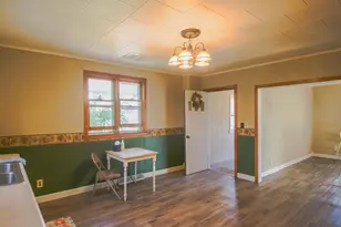 712 W 9th Ave, Oshkosh, WI 54902 - Photo 7