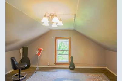 712 W 9th Avenue, Oshkosh, WI 54902 - Photo 11