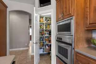 4916 N Silentwind Way, Appleton, WI 54913 - Photo 17