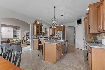 4916 N Silentwind Way, Appleton, WI 54913 - Photo 13