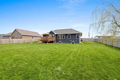 1138 W Thorn Creek Drive, Hilbert, WI 54129 - Photo 33