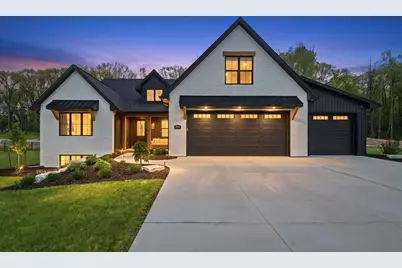 4194 Blackberry Ridge Drive, Hobart, WI 54155 - Photo 1