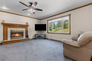2951 Vercauteren Dr, Green Bay, WI 54313 - Photo 15