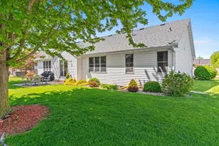 1326 Winter Wheat Dr, Neenah, WI 54956 - Photo 35