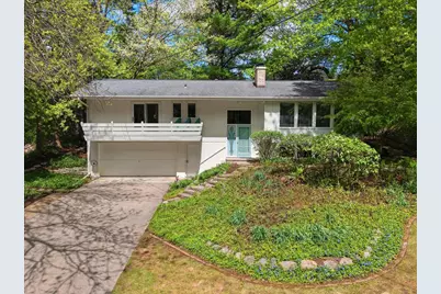 115 Little Swiss Place, Green Bay, WI 54302 - Photo 3