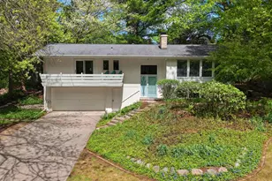 115 Little Swiss Pl, Green Bay, WI 54302 - Photo 3