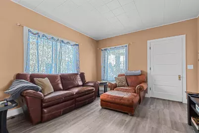 242 W 14th Avenue, Oshkosh, WI 54902 - Photo 17