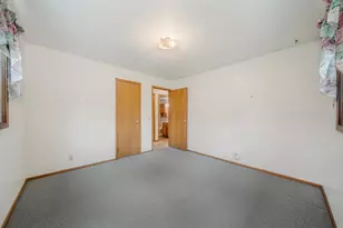 324 S Parkway Dr, Brillion, WI 54110 - Photo 17
