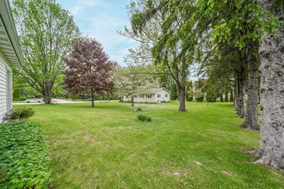 324 S Parkway Drive, Brillion, WI 54110 - Photo 29