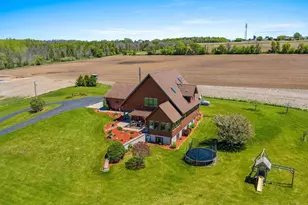 910 Shoemaker Rd, Brussels, WI 54204 - Photo 3
