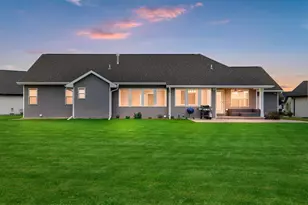 2000 Dobby St, De Pere, WI 54115 - Photo 3