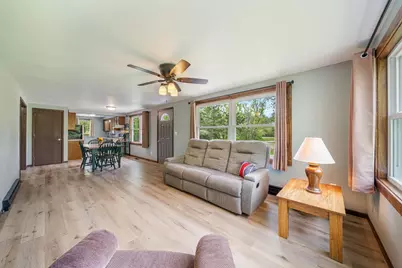 N4656 Pine Street, New London, WI 54961 - Photo 5