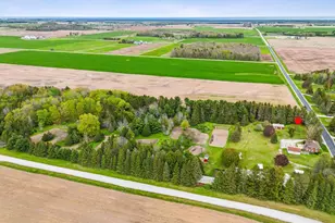 3720 E Hillcrest Rd, Two Rivers, WI 54241 - Photo 29