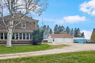 3720 E Hillcrest Rd, Two Rivers, WI 54241 - Photo 1