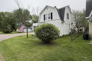 243 Maple St, Redgranite, WI 54970 - Photo 11