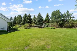 3700 S Hampton Ct, Appleton, WI 54915 - Photo 5