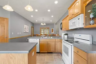 3700 S Hampton Ct, Appleton, WI 54915 - Photo 11