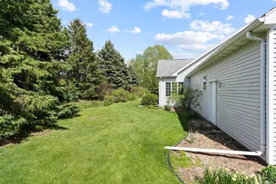 3700 S Hampton Court, Appleton, WI 54915 - Photo 51