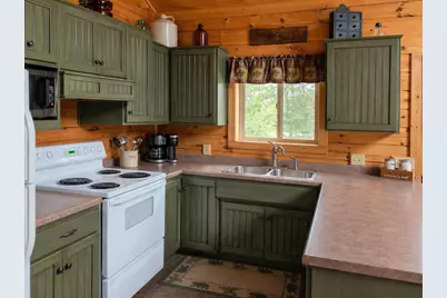 W10626 Canyon Bluff Trail, Athelstane, WI 54104 - Photo 7